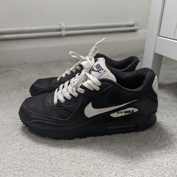 Nike Other - Black Nike Air Max